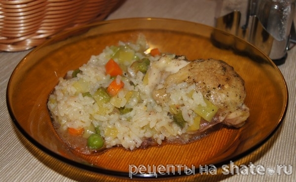 рис с курицей и овощами