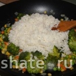 рис с овощами